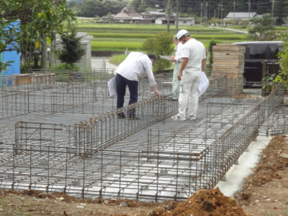 新築工事　基礎検査